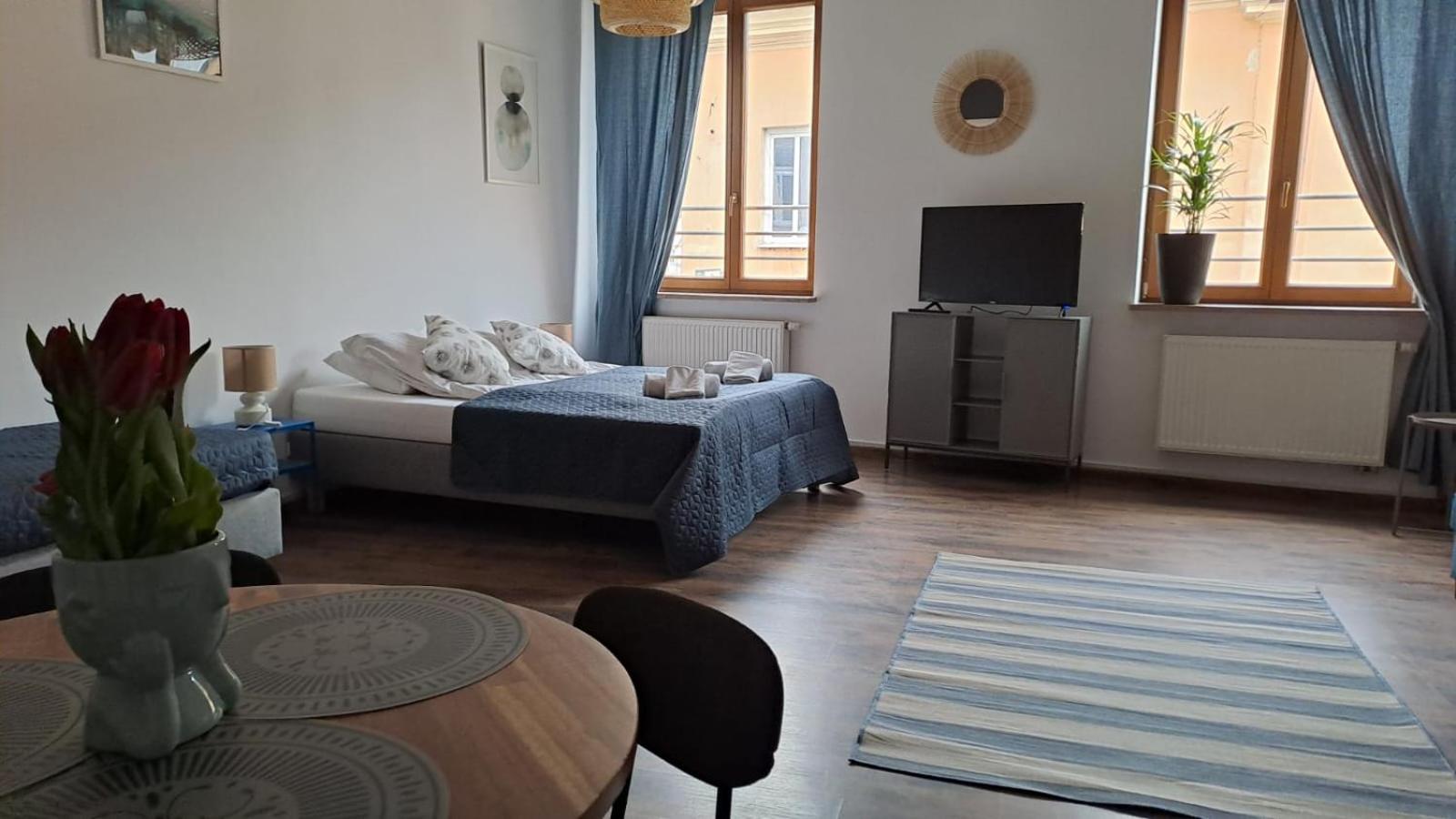 Krakowskie Przedmiescie Nr 9